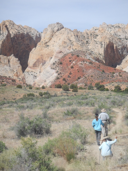 Canyon hike with Jim y Jen