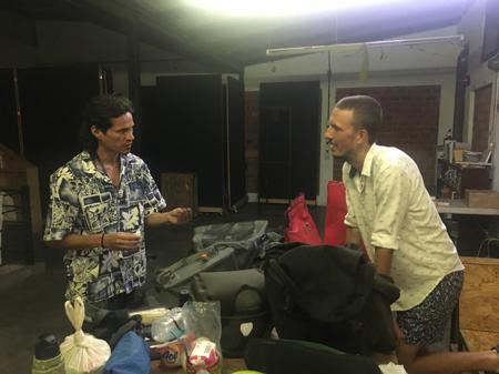 Rob and Terry chatting at the Casa de Ciclista as Terry fixed Ruth's broken pannier